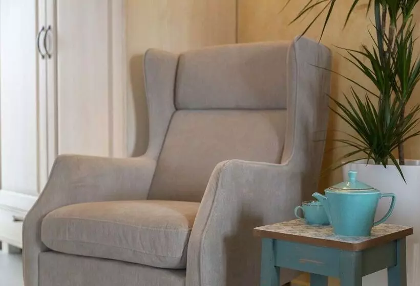 هاستل Stara šola   Oleander Resort