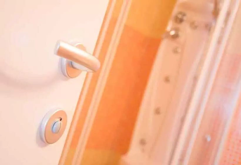 تختخواب و صبحانه Minihotel Iris