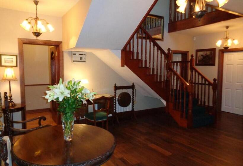 مبيت وإفطار Redwood