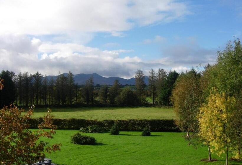 مبيت وإفطار Redwood