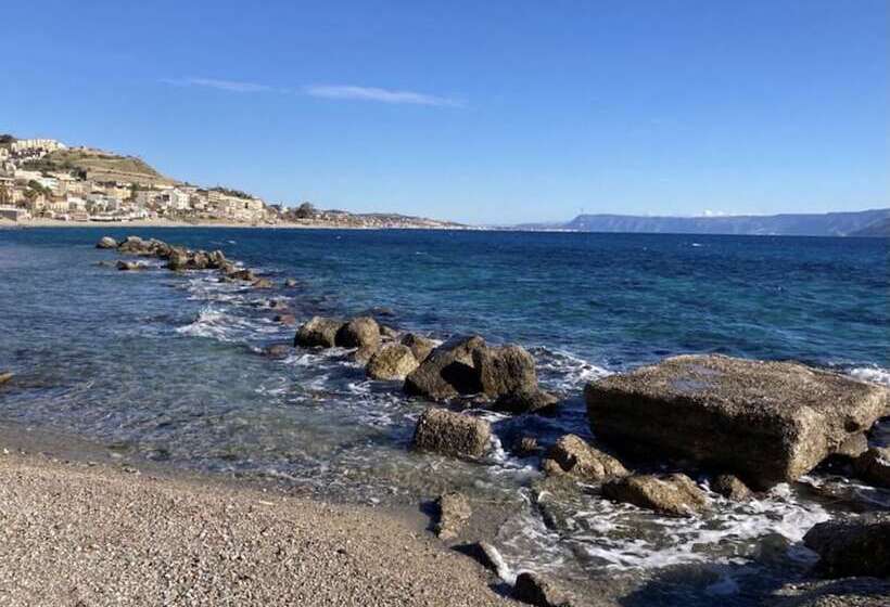 مبيت وإفطار Villa Scilla E Cariddi