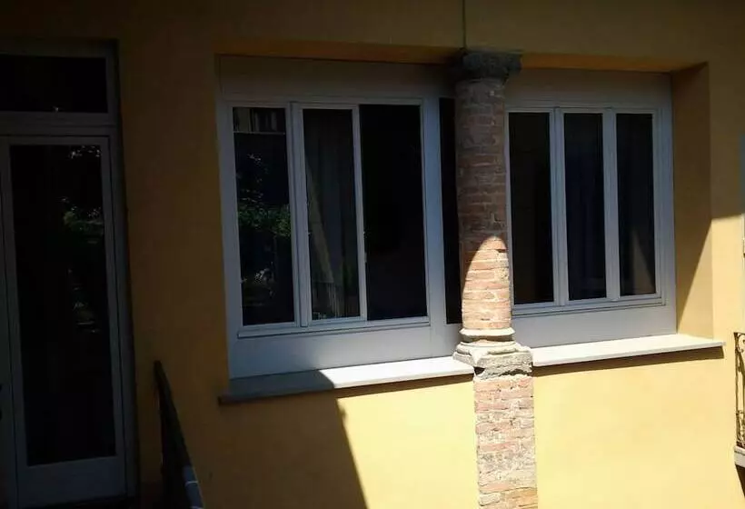 Casa Mario Lupo Apartments And Rooms