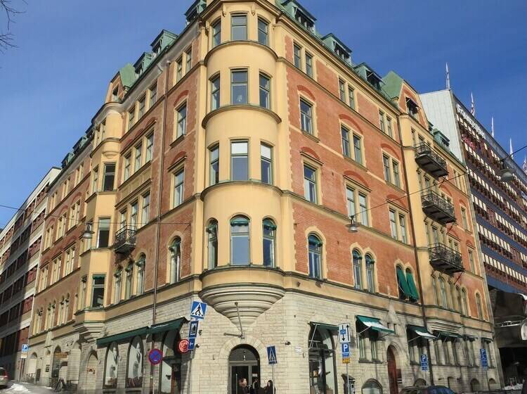 City Backpackers Hostel