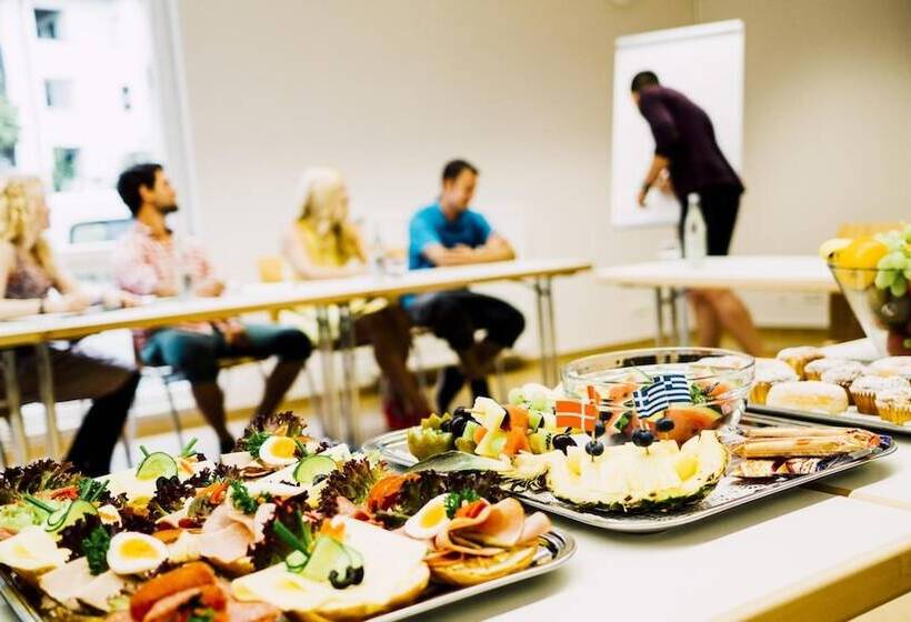 Djh Jugendherberge Augsburg   Hostel