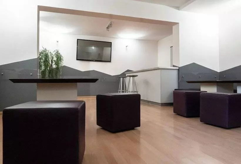 Djh Jugendherberge Augsburg   Hostel