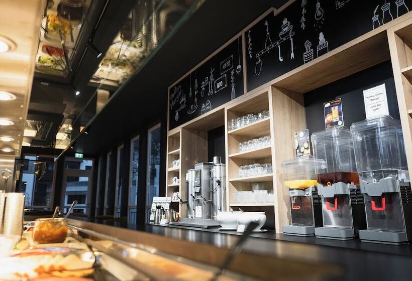 Djh Jugendherberge Augsburg   Hostel