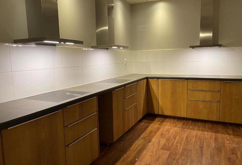 Grad Hotel And Hostel