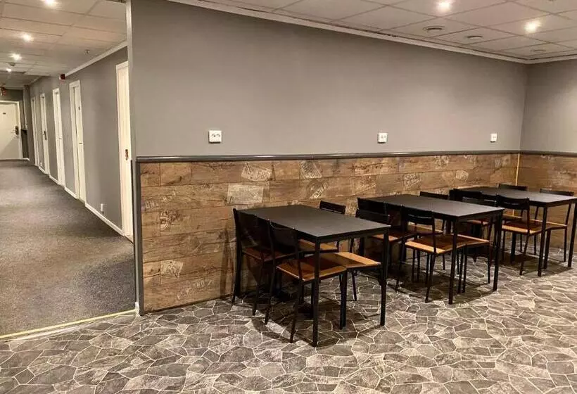 Grad Hotel And Hostel