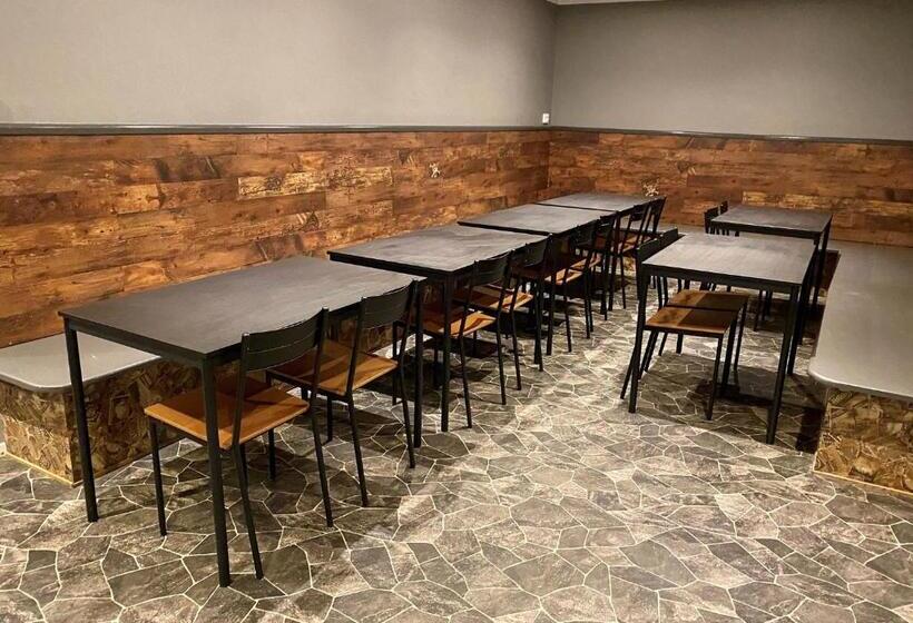 Grad Hotel And Hostel