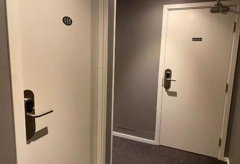 Grad Hotel And Hostel