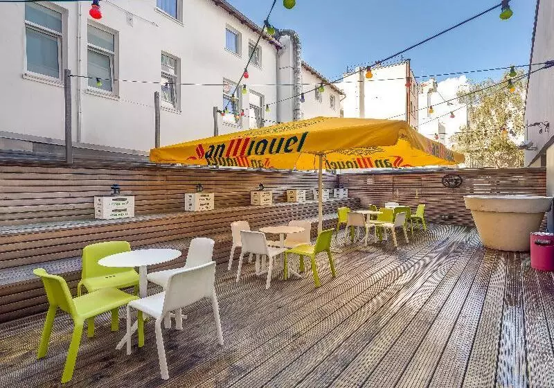 客栈  Generator Hamburg