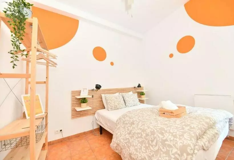 Hostelli La Casa Mata Central