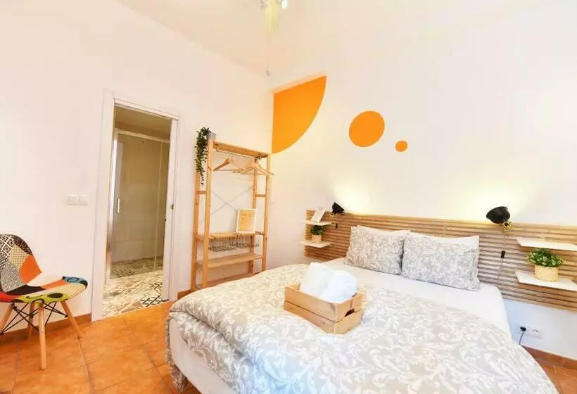 Hostelli La Casa Mata Central