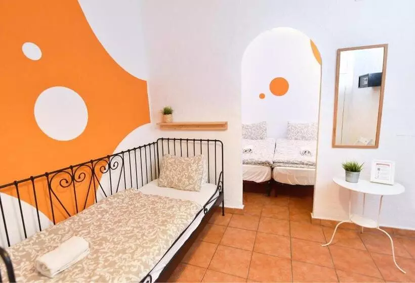 Hostelli La Casa Mata Central