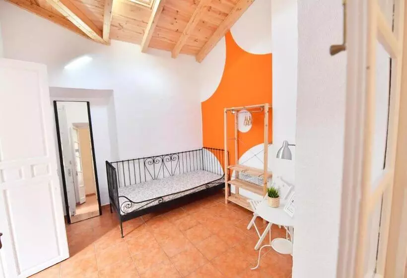 Hostelli La Casa Mata Central