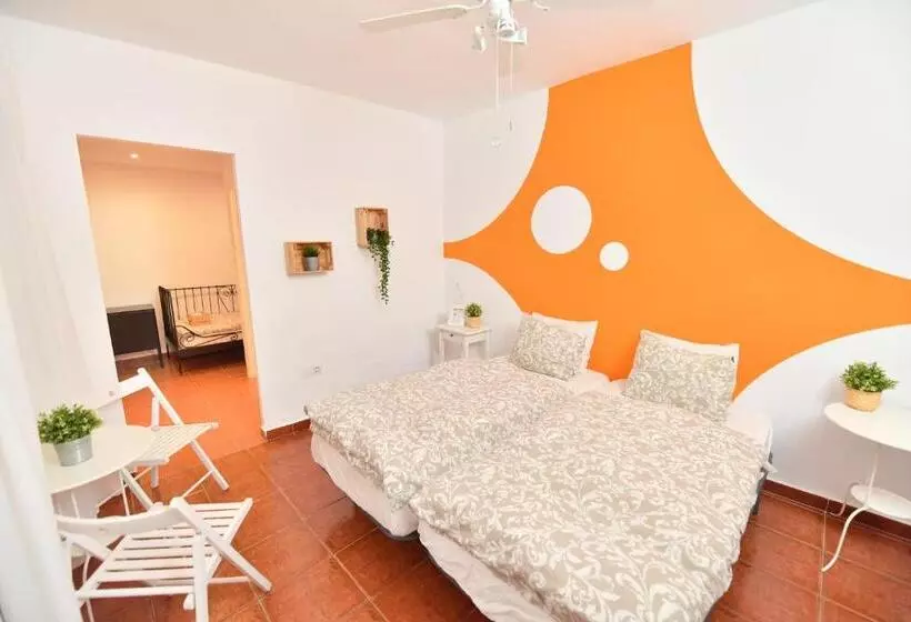 Hostelli La Casa Mata Central