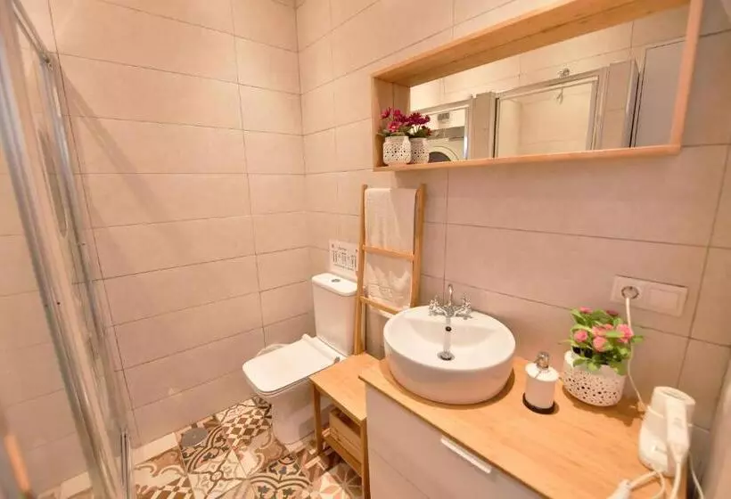 Hostelli La Casa Mata Central