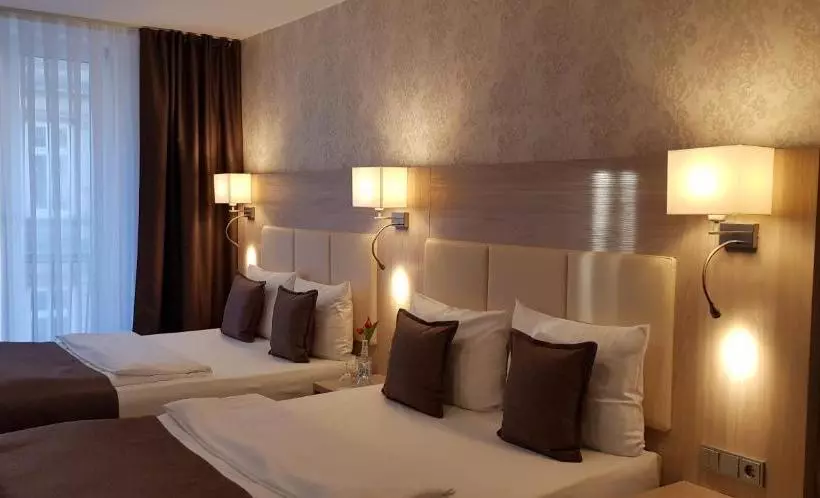 Hotel Budapester Hof