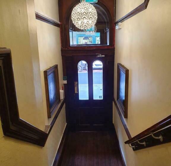 酒店 Pillar Guesthouse B&b