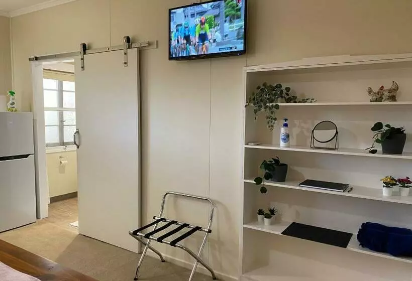 Aamiaismajoitus (B&B) Hideaway On Hume #3