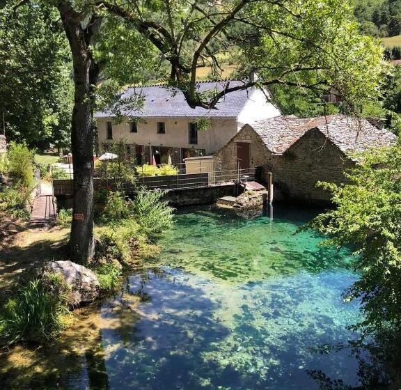 Bed and Breakfast Moulin De Parayre