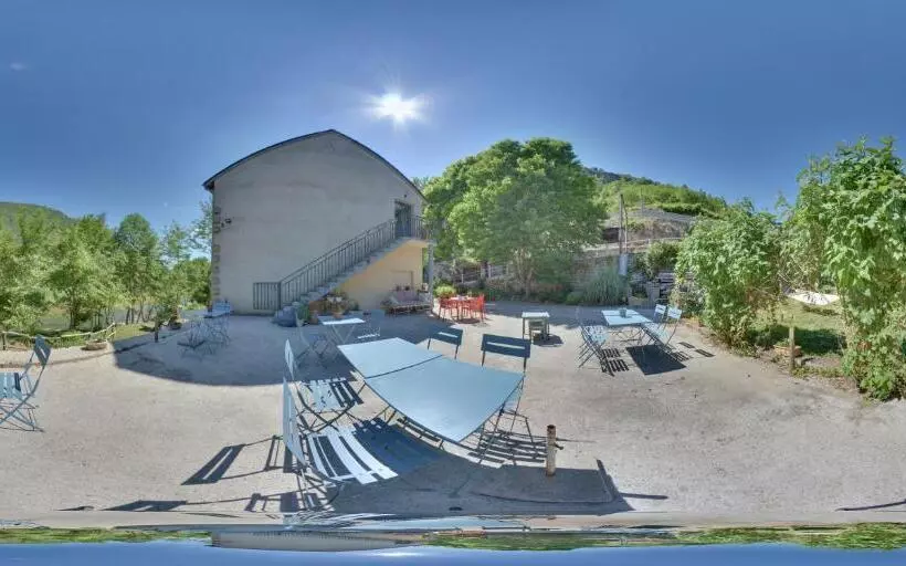 Aamiaismajoitus (B&B) Moulin De Parayre