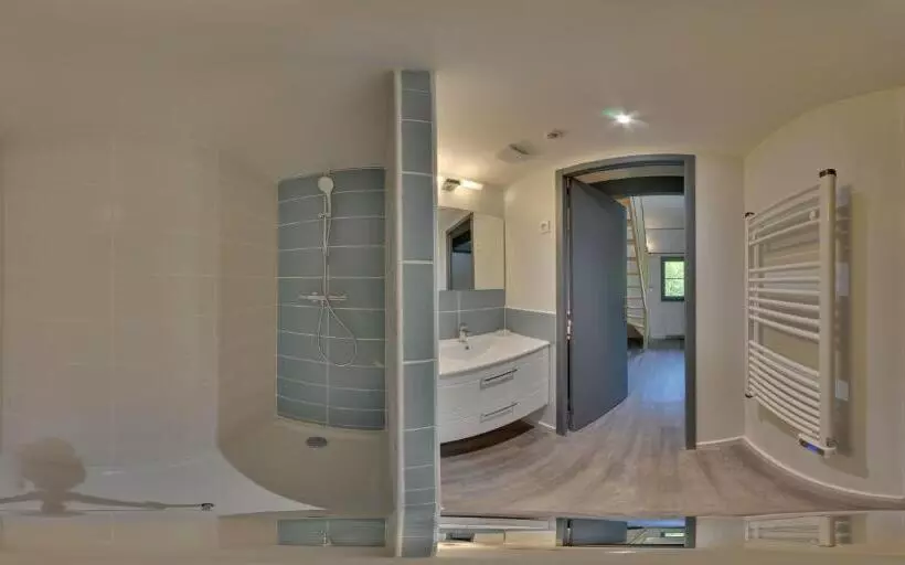 Aamiaismajoitus (B&B) Moulin De Parayre