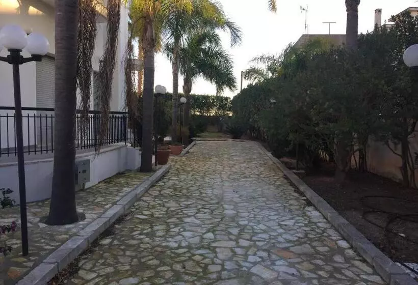 تختخواب و صبحانه Villa Chiara