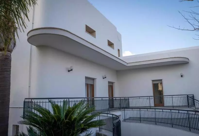 تختخواب و صبحانه Villa Chiara