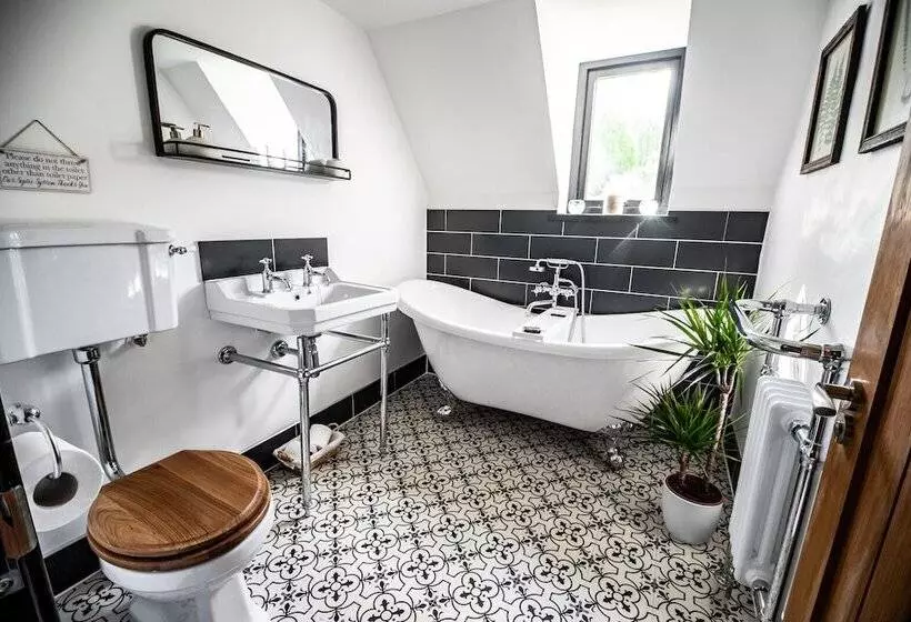 Aamiaismajoitus (B&B) White Rose Tower