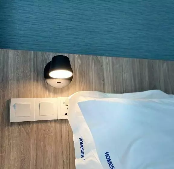 ホテル Homesuite