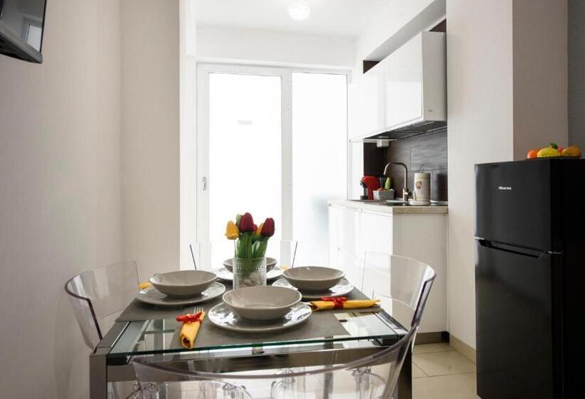 Madagì Beachfront Apartments