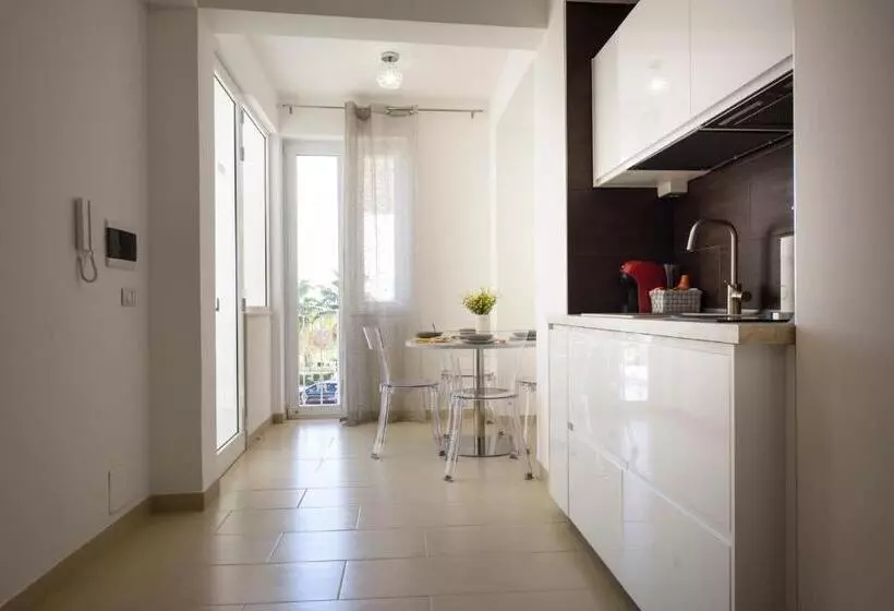 Madagì Beachfront Apartments