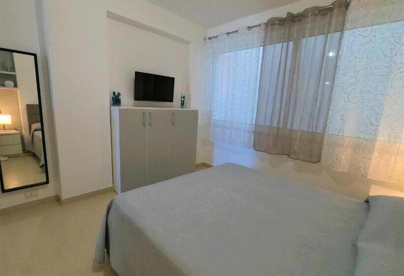 Madagì Beachfront Apartments