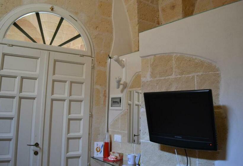 بنسيون Depandance Economy