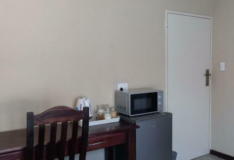 Pension M N M Guesthouse Polokwane Central