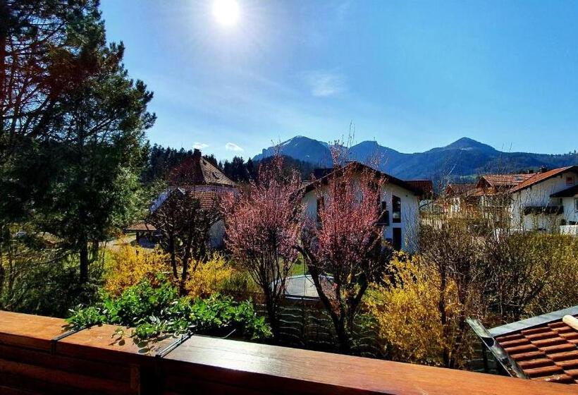 Bed and Breakfast Feinzimmer Mit Feinkost & Wein