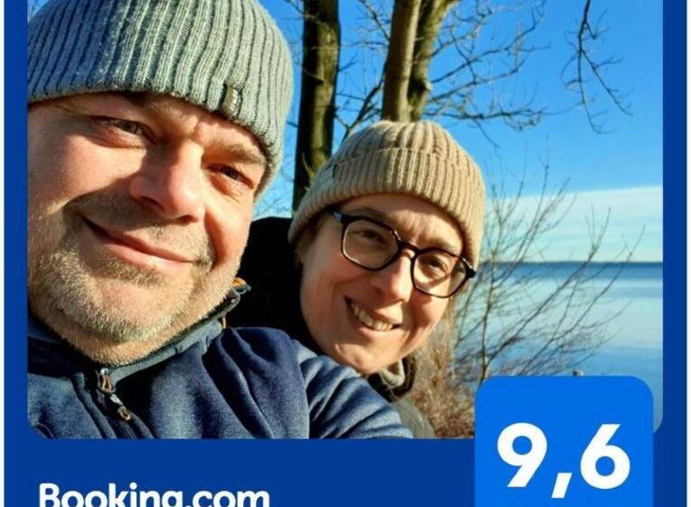 Bed and Breakfast Feinzimmer Mit Feinkost & Wein