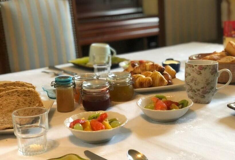 Bed and Breakfast La Maison Des Ateliers