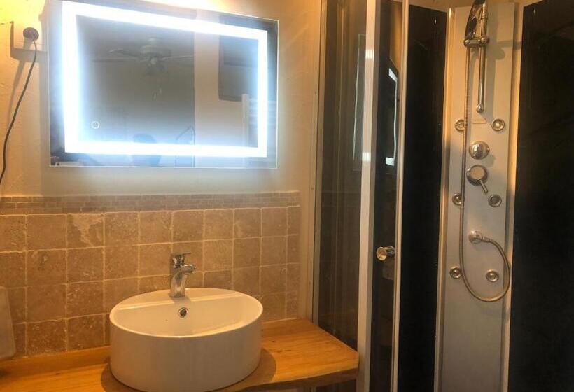 Bed and Breakfast La Maison Des Ateliers