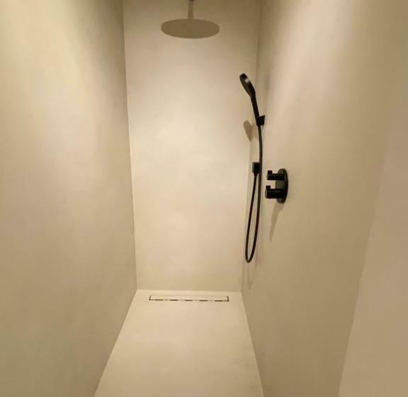 تختخواب و صبحانه Les Cigognes