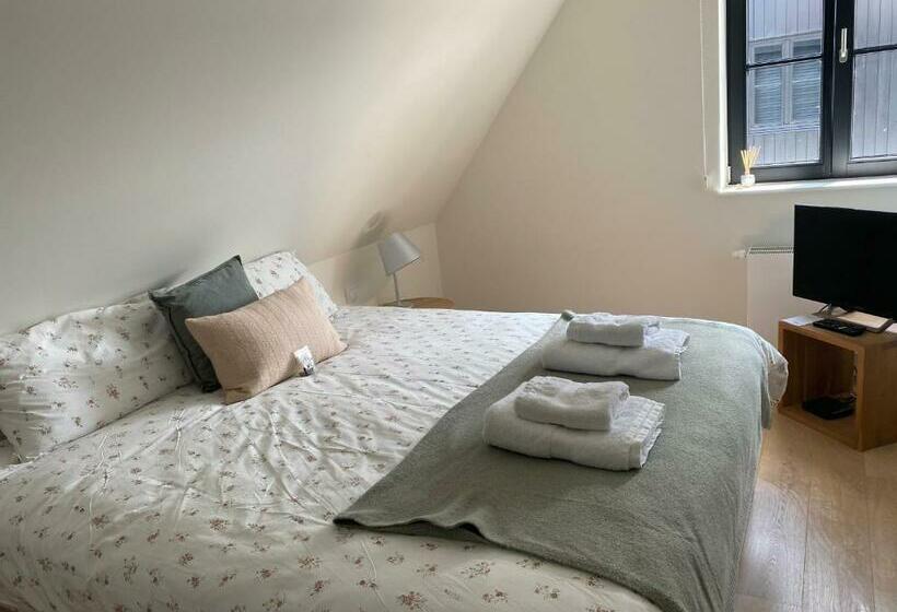 تختخواب و صبحانه Les Cigognes