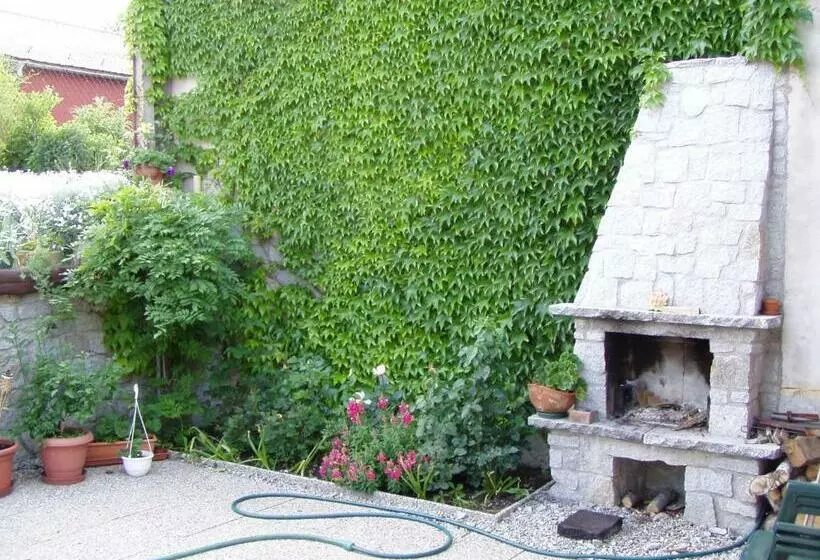 Majatalo Penzion Iga