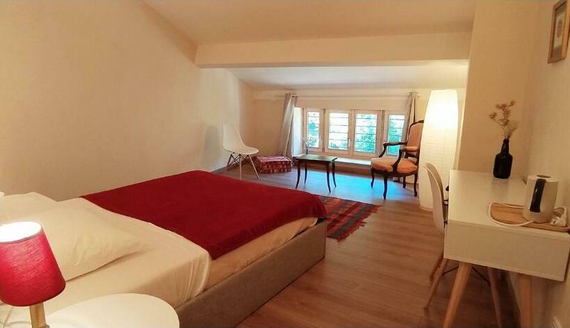 مبيت وإفطار Au Bord Du Verdus