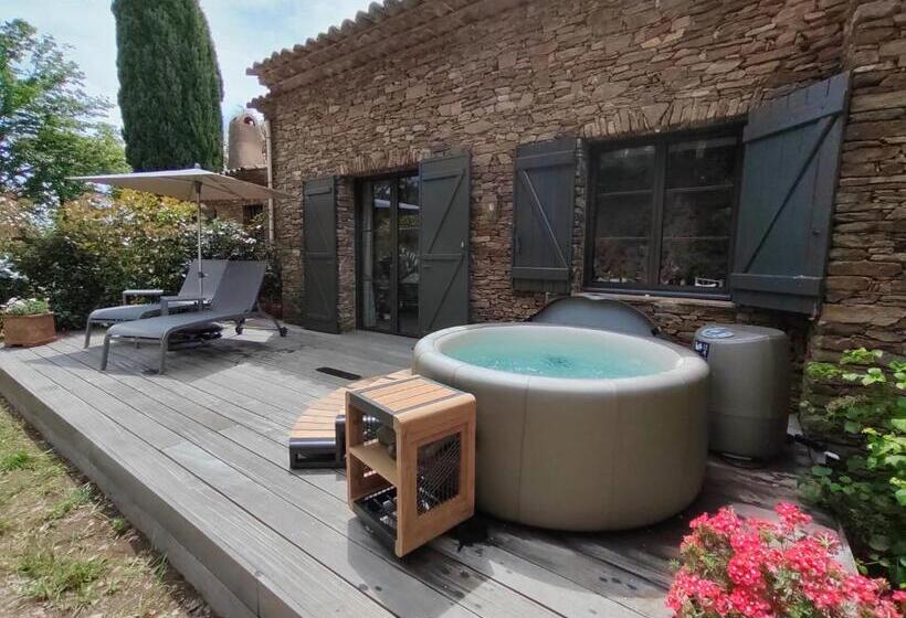 צימר Domaine Des Chênes De La Galline