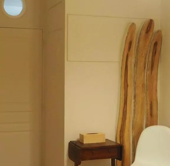 Aamiaismajoitus (B&B) Moulin Bas, Prés De La Rivière