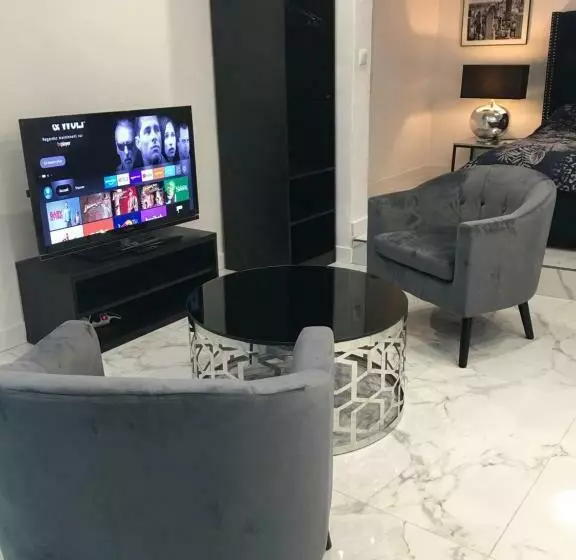 ベッドアンドブレックファースト Suite Saint Esteve Avec Balneo Au Cœur D Un Hameau