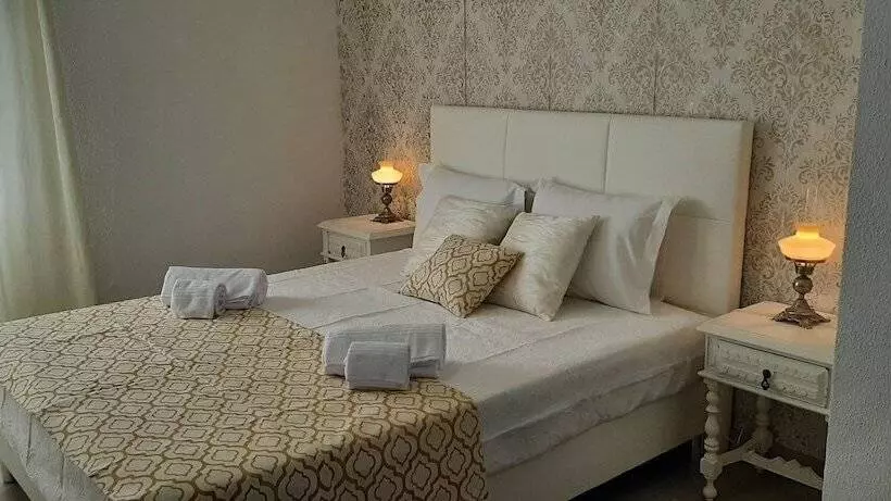 Hostel De Borba   Just In House