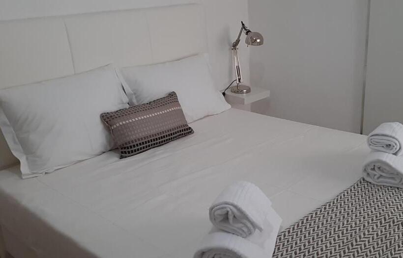 Hostel De Borba Just In House