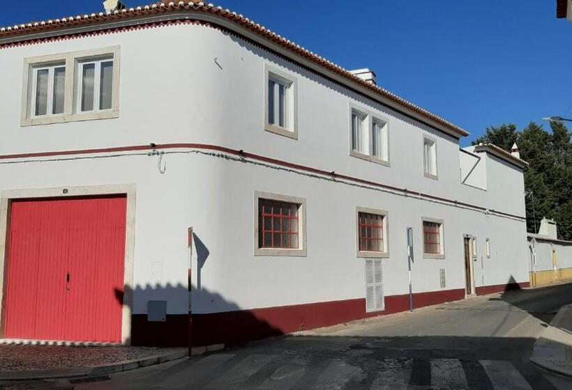 Hostel De Borba Just In House